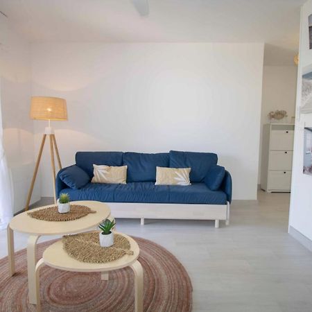 Bright Apt Of 32 M Renovated Near Town Fréjus Exterior foto
