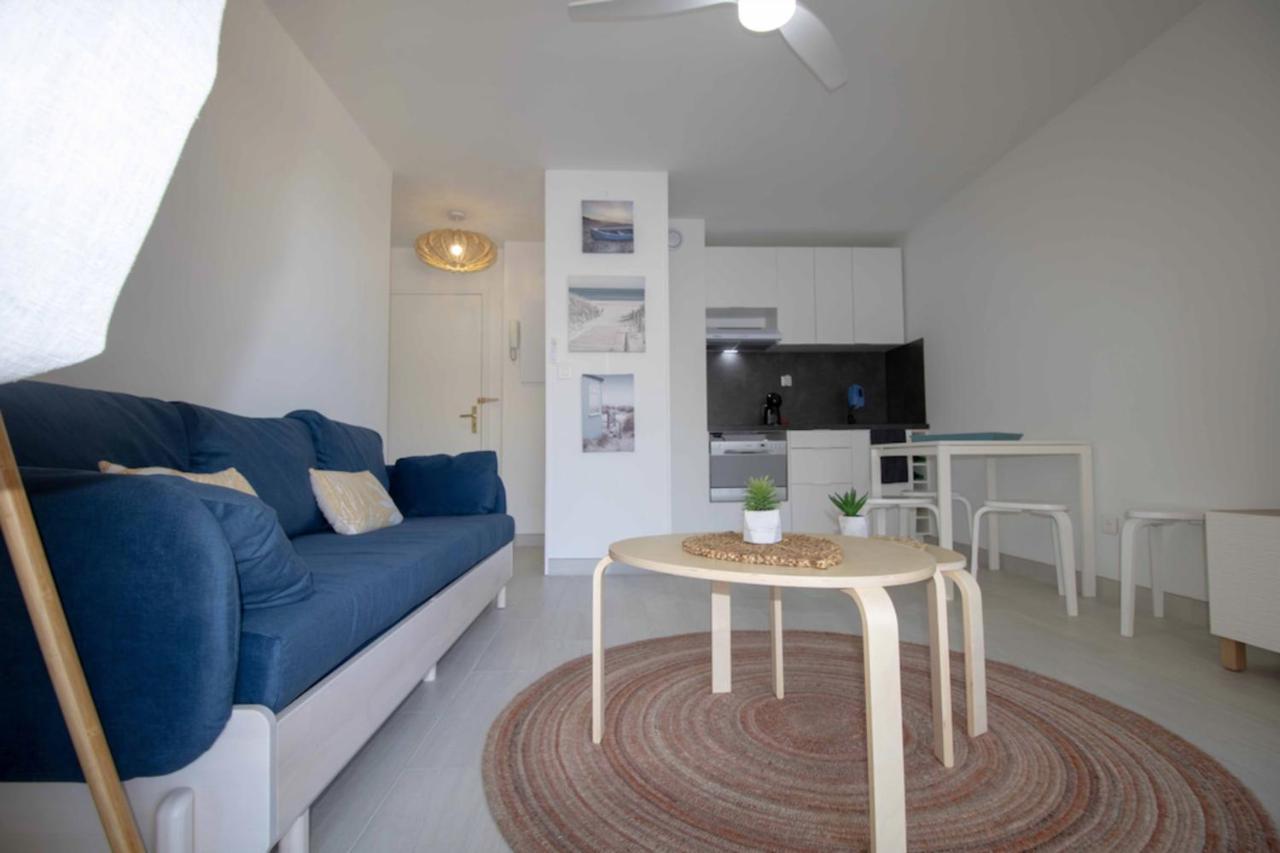 Bright Apt Of 32 M Renovated Near Town Fréjus Exterior foto